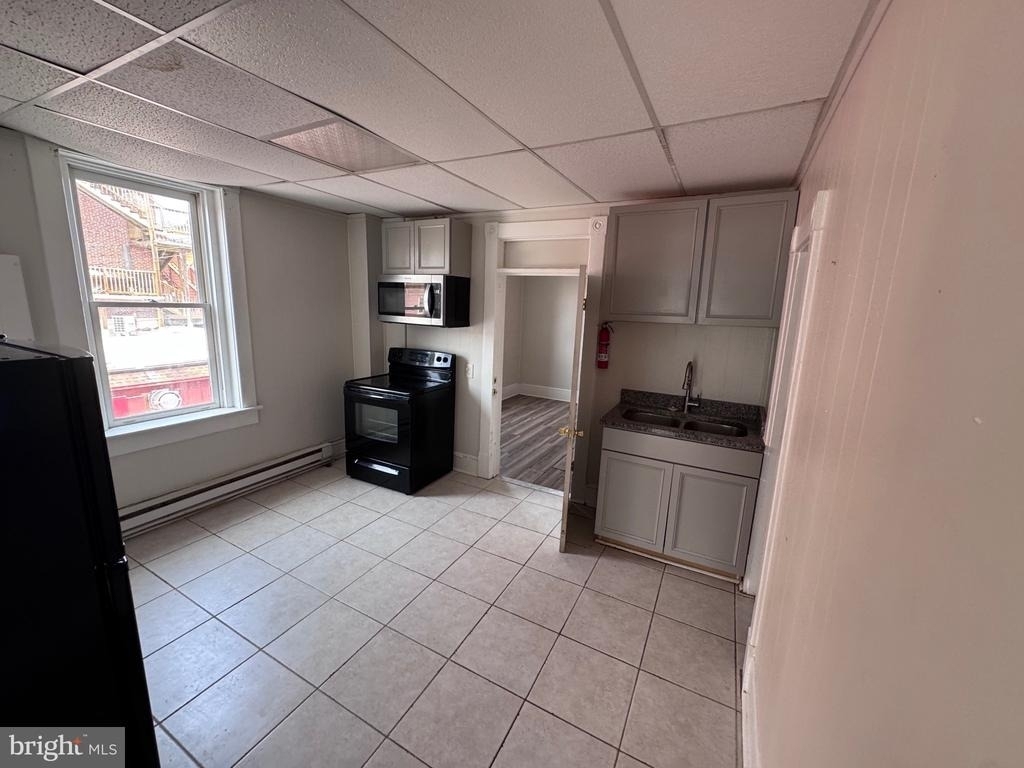 117 E Martin Street - Photo 0