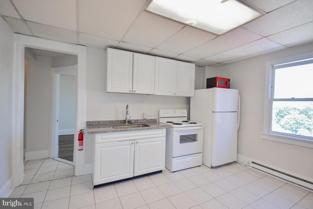 117 E Martin Street - Photo 14