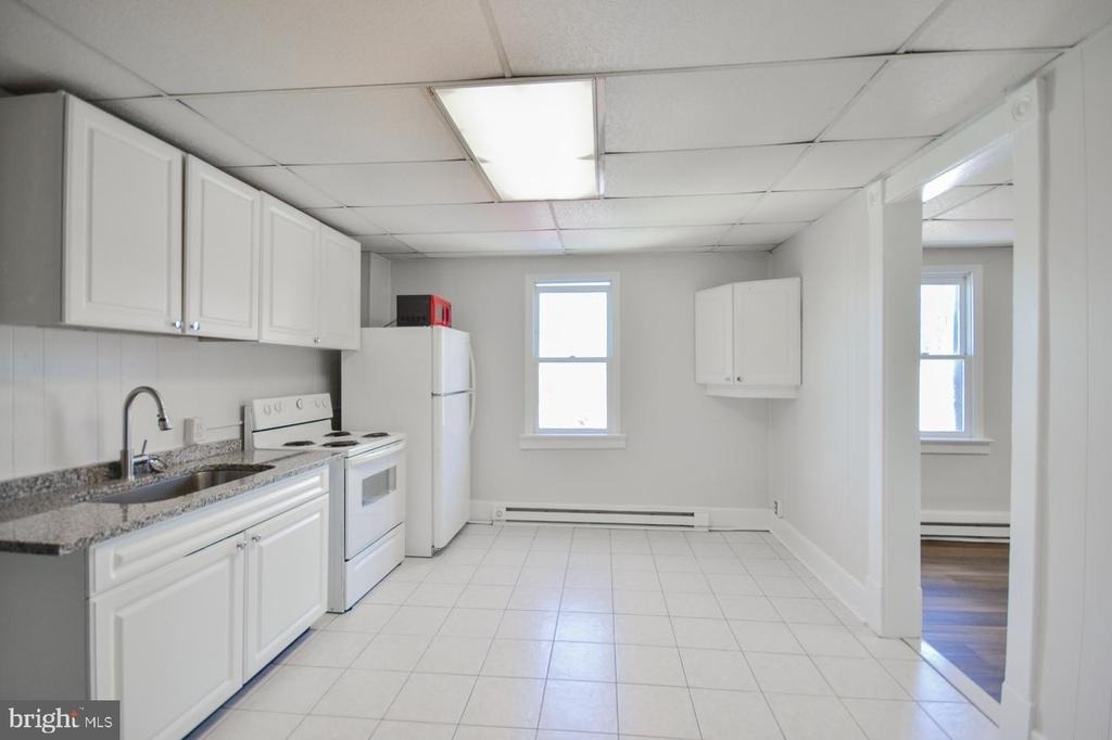 117 E Martin Street - Photo 17
