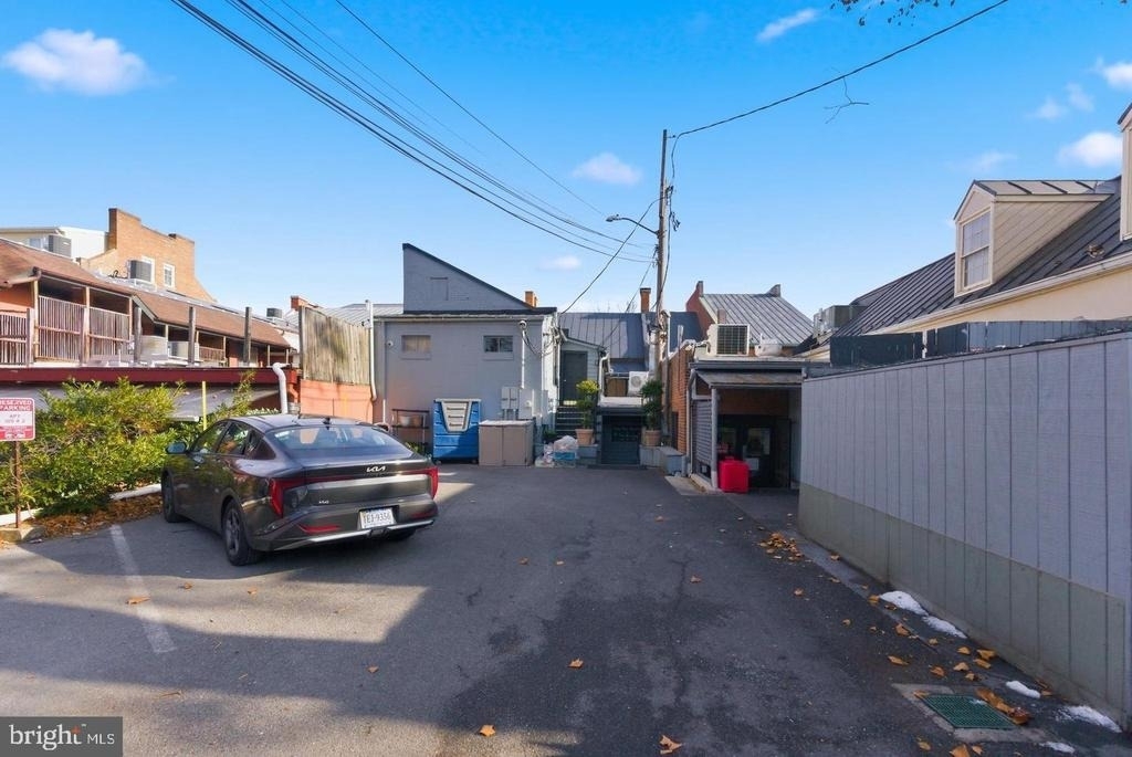 105 N Loudoun Street - Photo 24