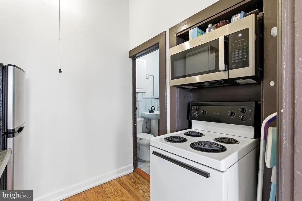 105 N Loudoun Street - Photo 9