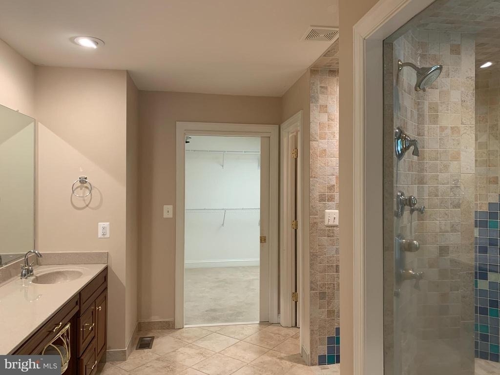 10701 Whispering Way - Photo 12