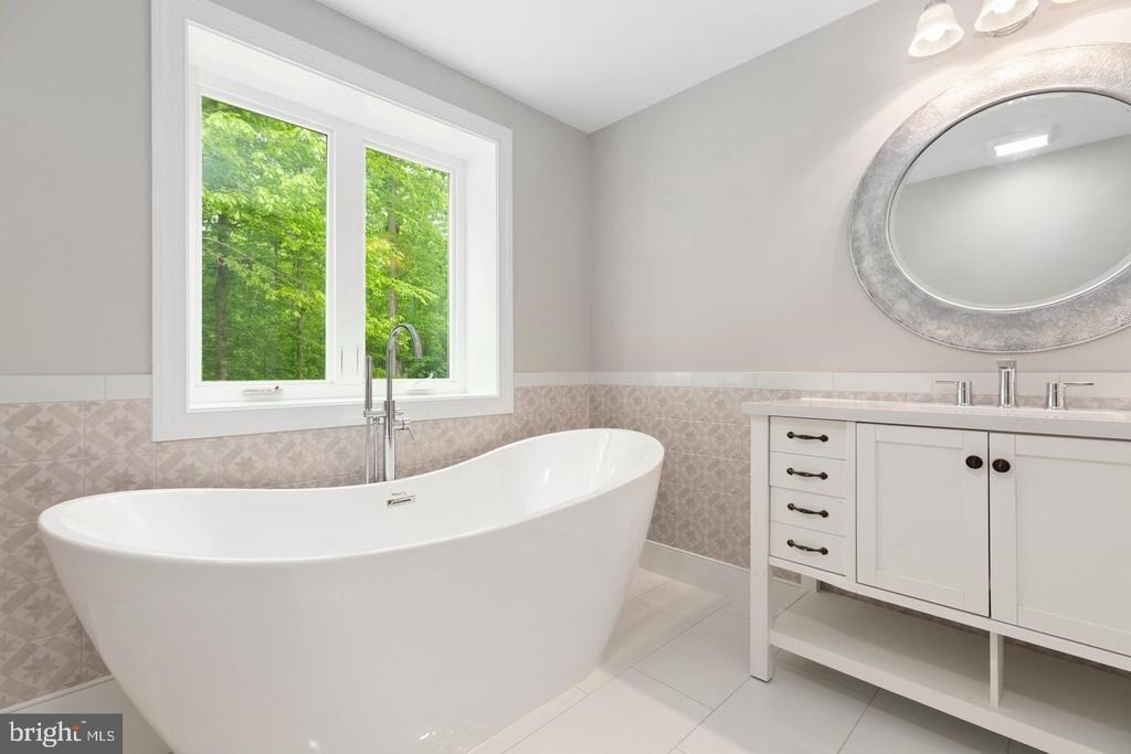 10701 Whispering Way - Photo 27