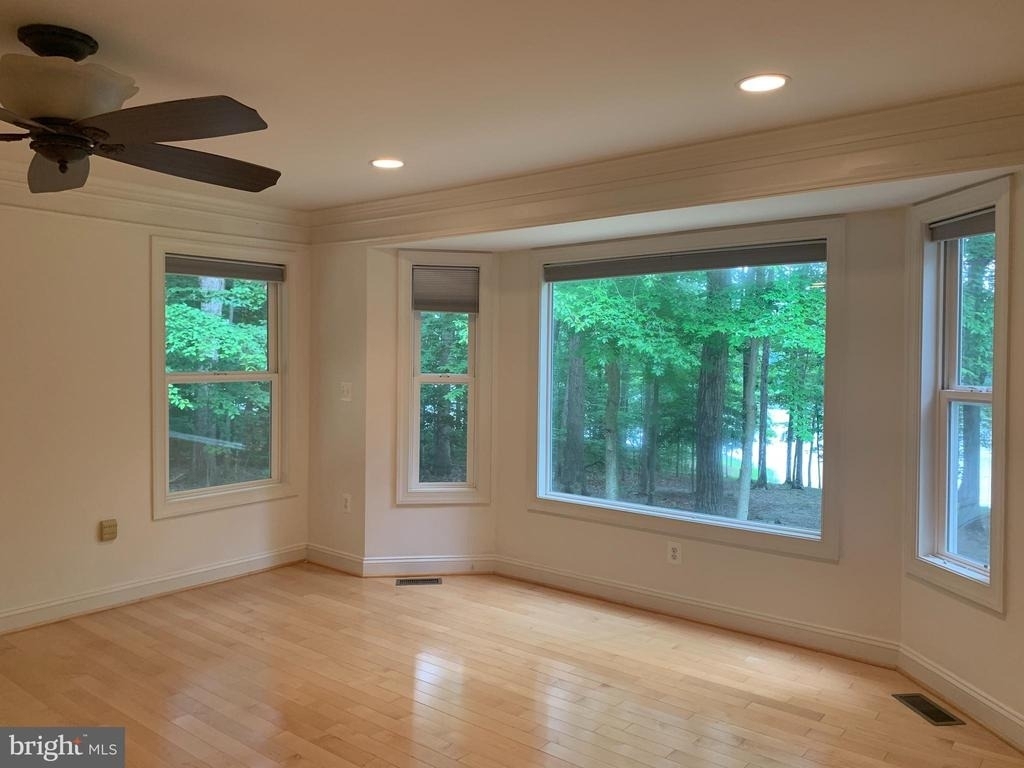 10701 Whispering Way - Photo 9