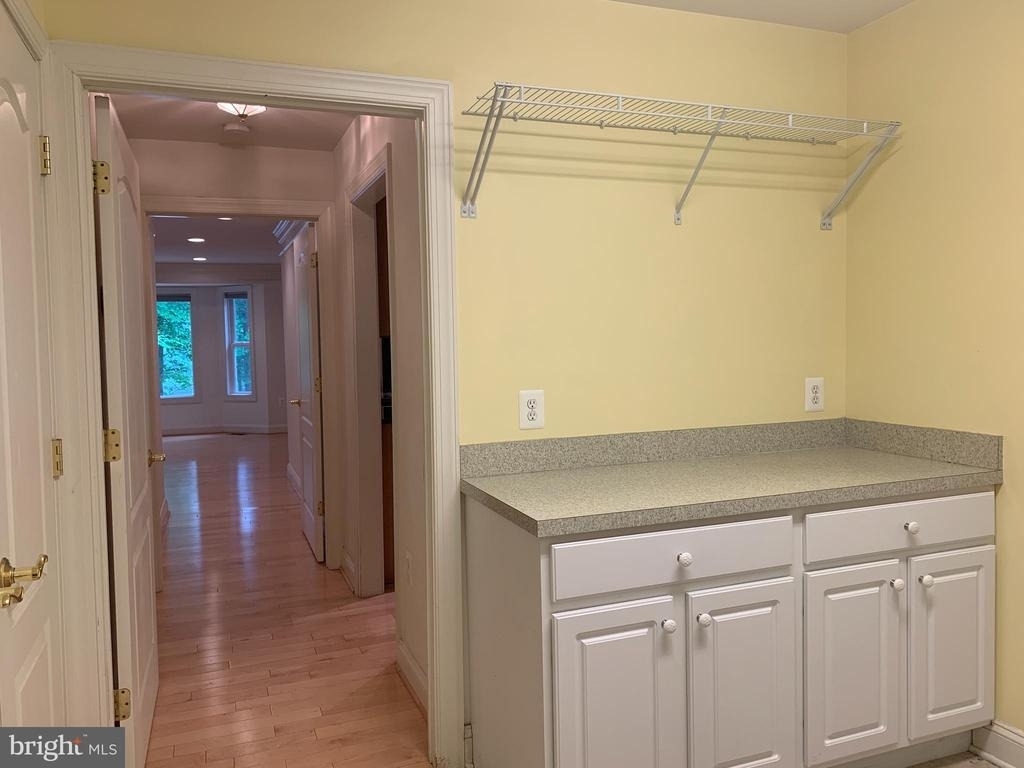 10701 Whispering Way - Photo 21