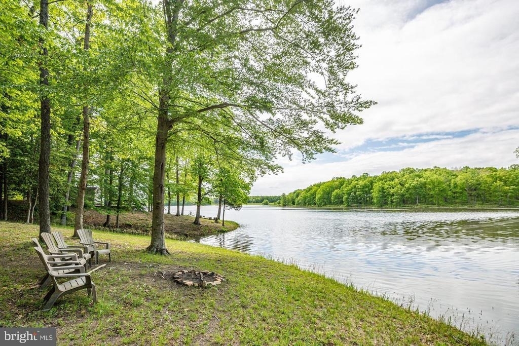 10701 Whispering Way - Photo 4