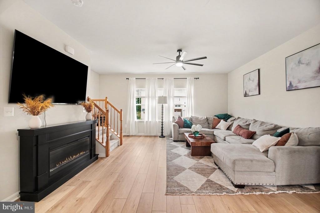 2525 Drake Lane - Photo 8