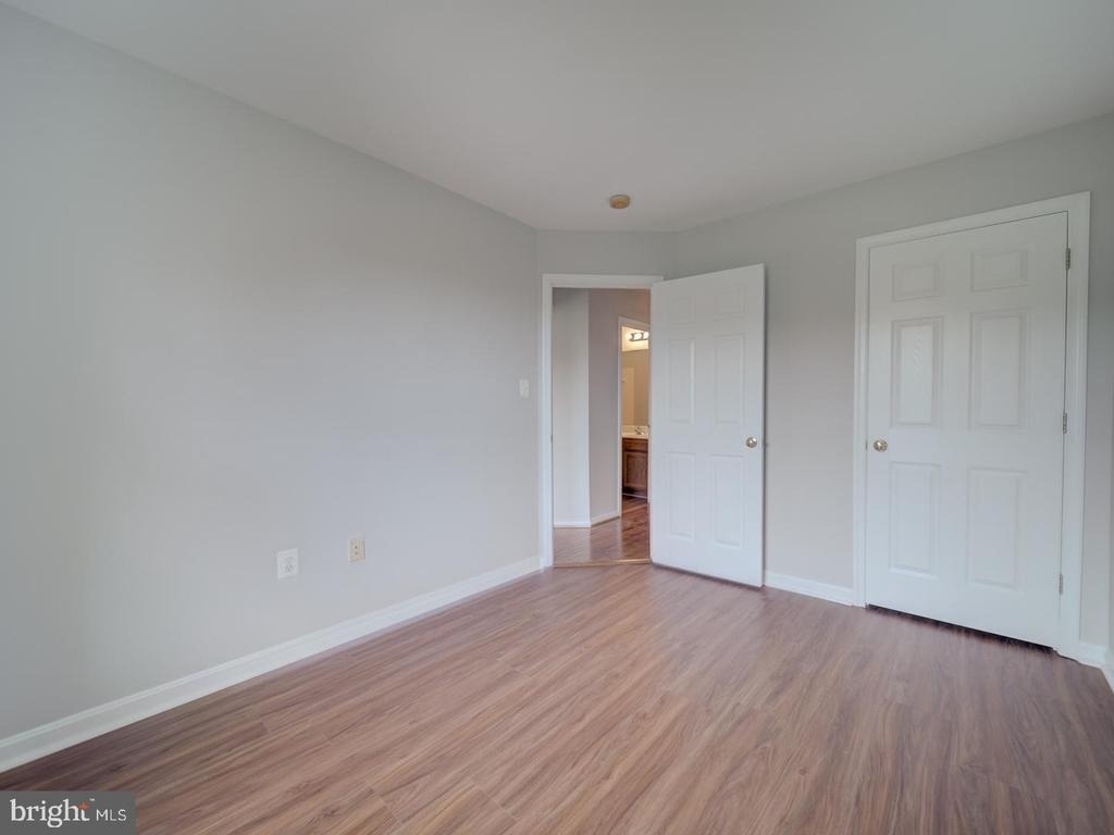 8241 Humphrey Lane - Photo 40