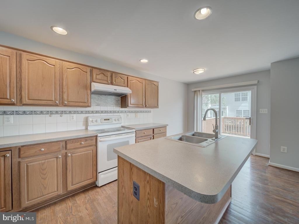 8241 Humphrey Lane - Photo 21