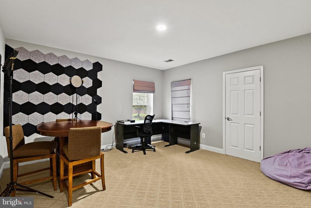 21922 Hyde Park Drive - Photo 35