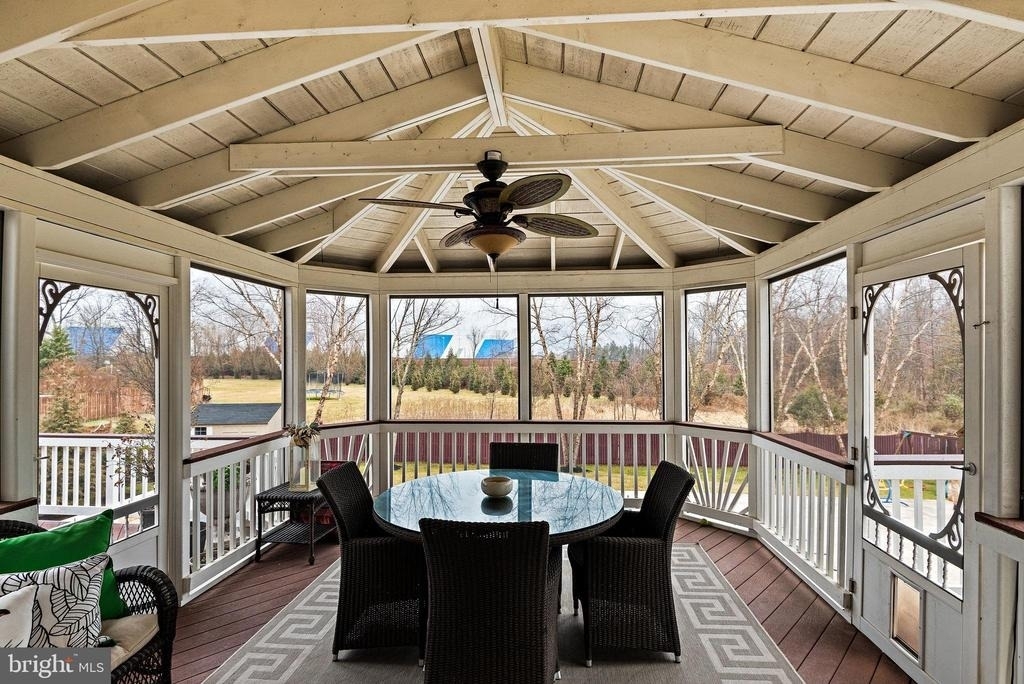 21922 Hyde Park Drive - Photo 39