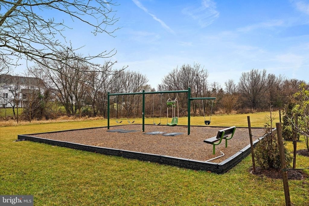 21922 Hyde Park Drive - Photo 48