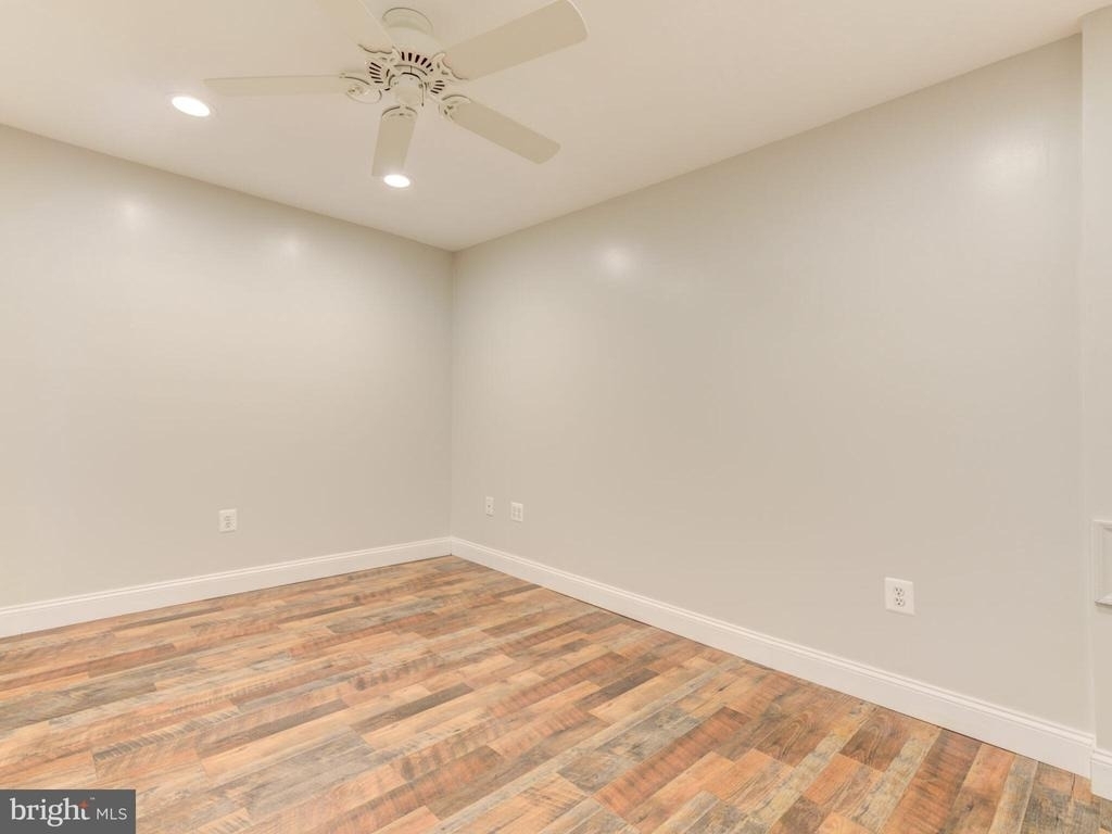 20362 Hartwell Street - Photo 27