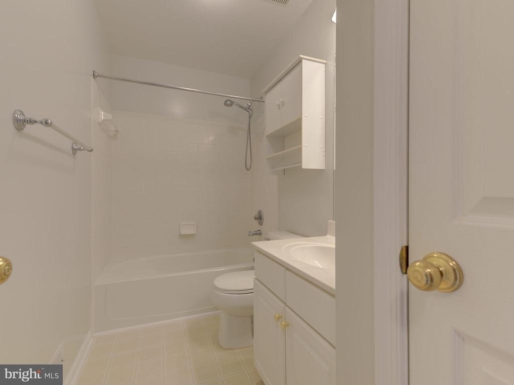 20362 Hartwell Street - Photo 26