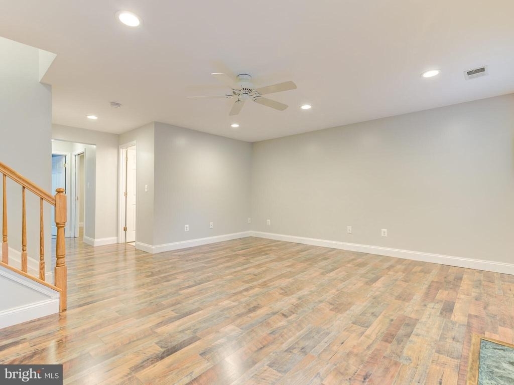 20362 Hartwell Street - Photo 31