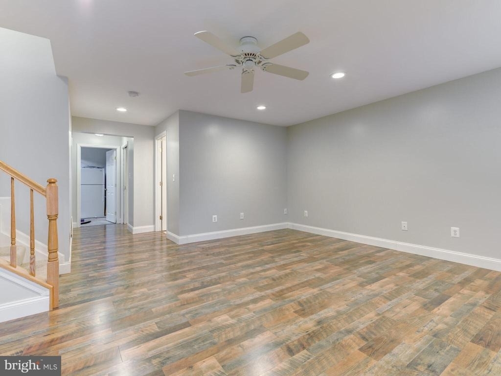 20362 Hartwell Street - Photo 29