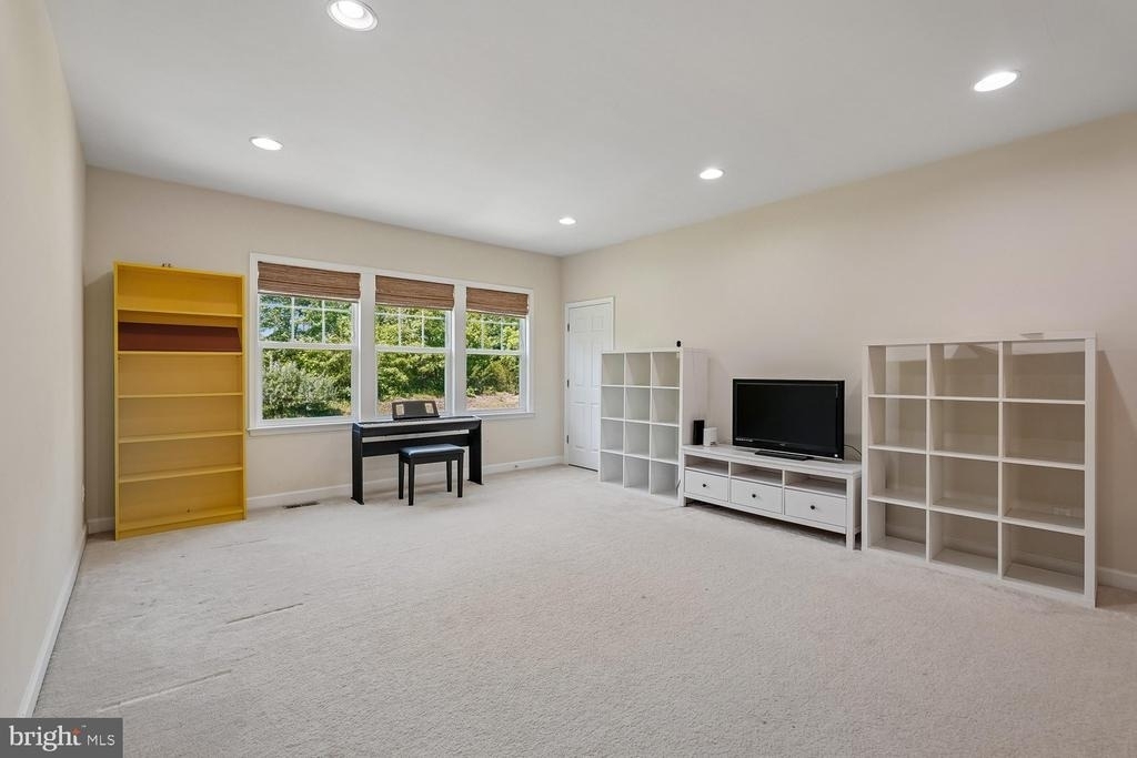 23847 Grayhaven Place - Photo 21