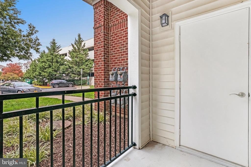 12929 Centre Park Circle - Photo 15