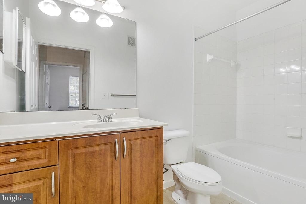 12929 Centre Park Circle - Photo 13