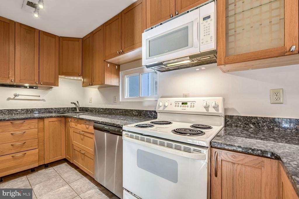 11306 Geddys Court - Photo 9
