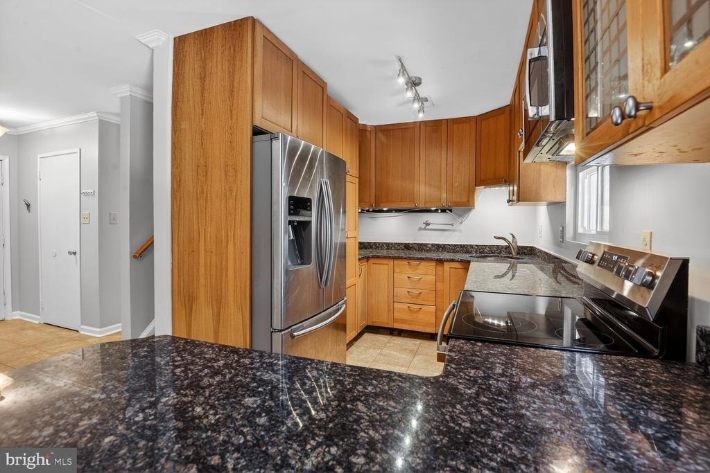 11306 Geddys Court - Photo 14