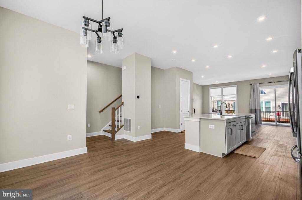 2421 Liberty Loop - Photo 17