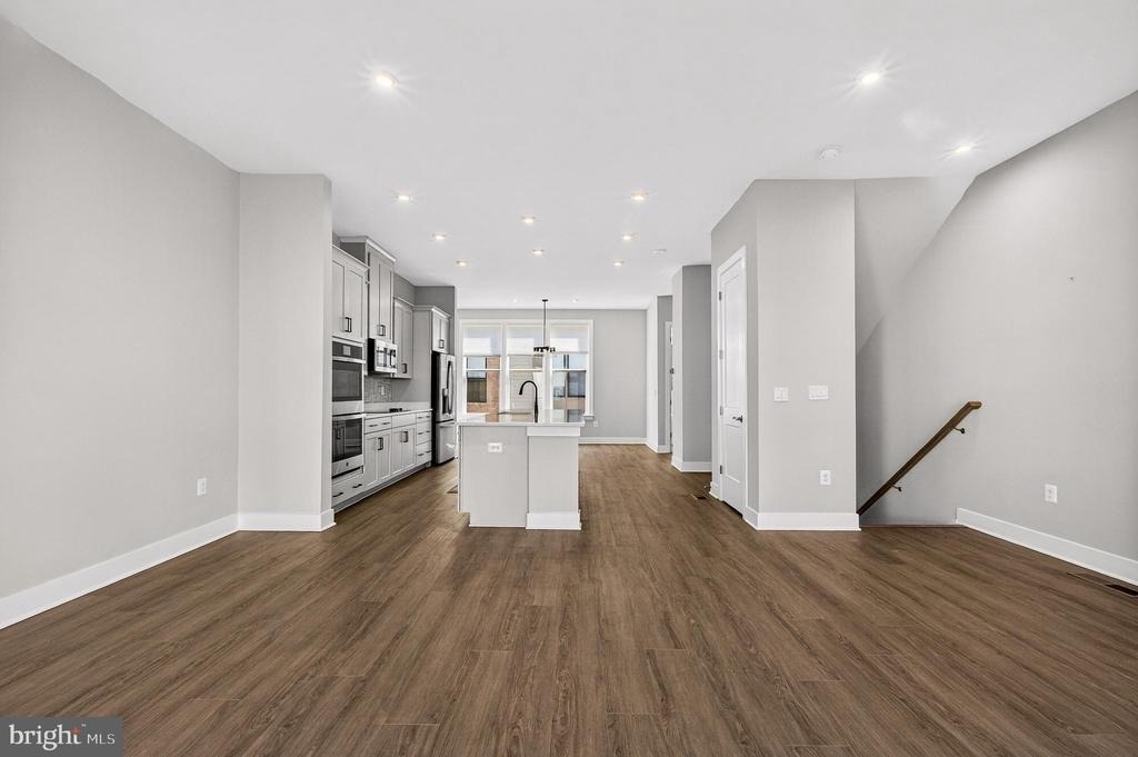 2421 Liberty Loop - Photo 9