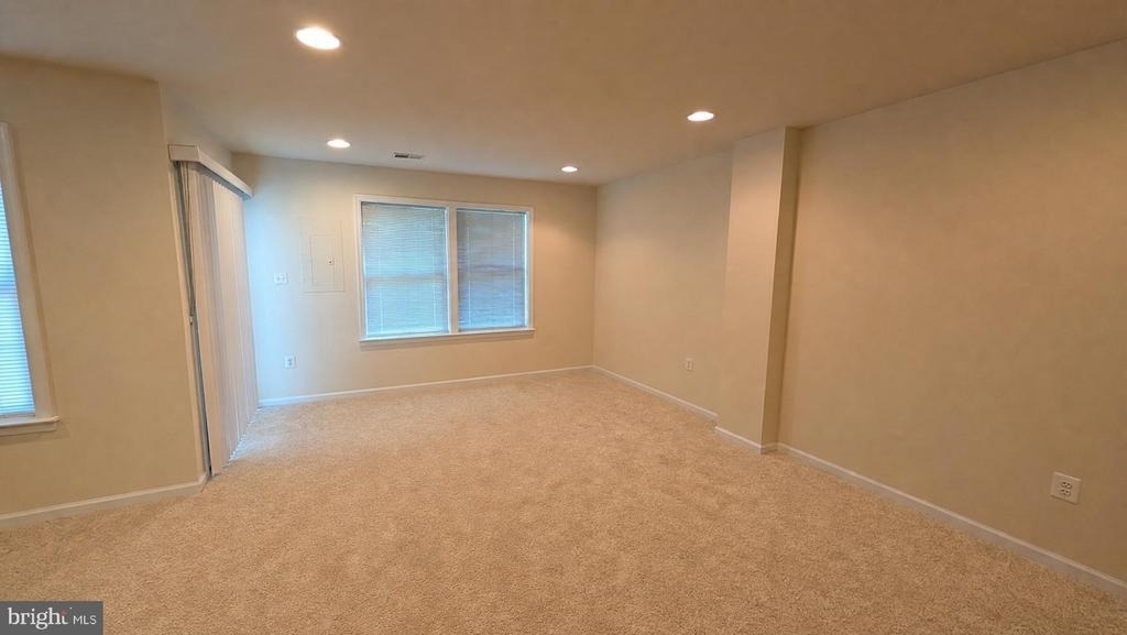 9640 Potters Hill Circle - Photo 7