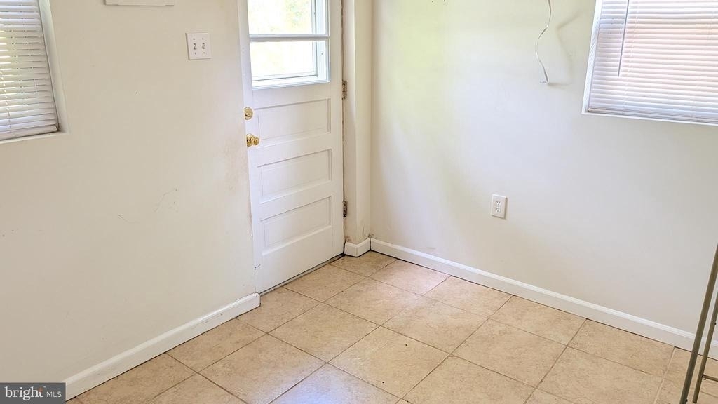 909 Cottage Street Sw - Photo 16