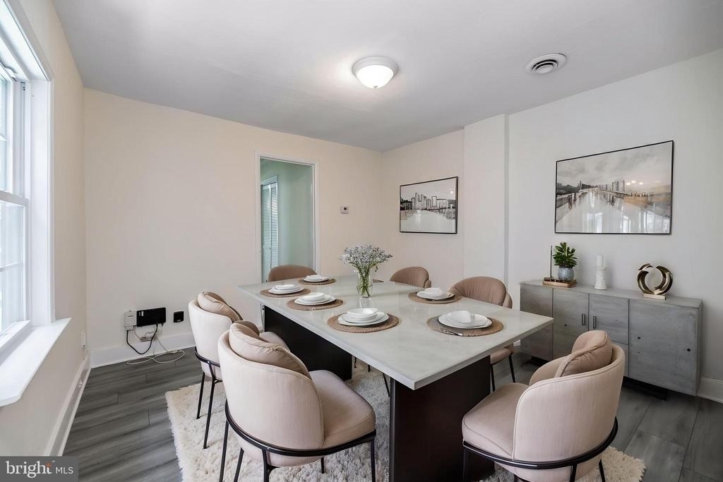 319 Wolfe Street - Photo 8