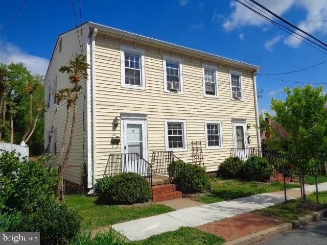 113 Hawke Street - Photo 1