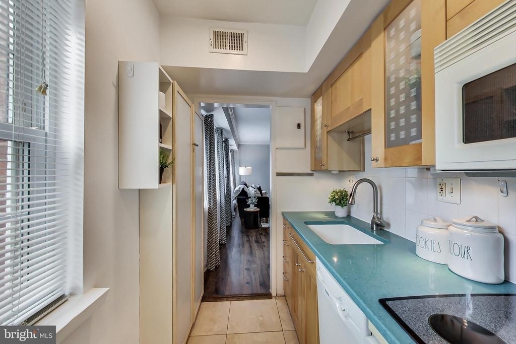 1303 N Ode Street - Photo 6