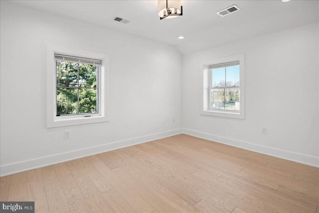 5224 28th Street N - Photo 49