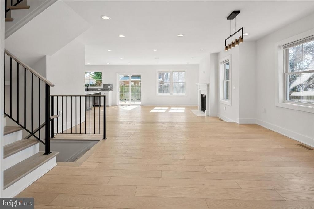 5224 28th Street N - Photo 20