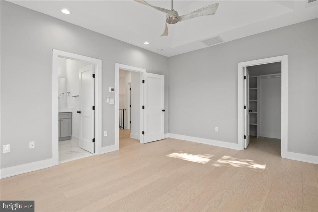 5224 28th Street N - Photo 33
