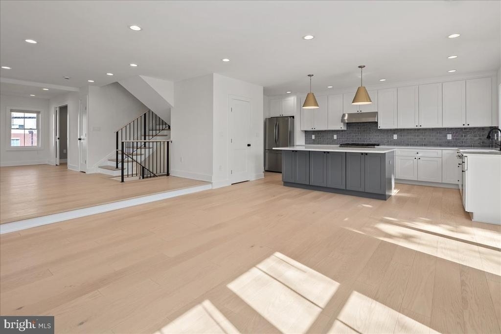 5224 28th Street N - Photo 6