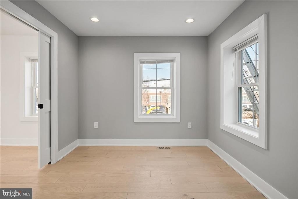 5224 28th Street N - Photo 19