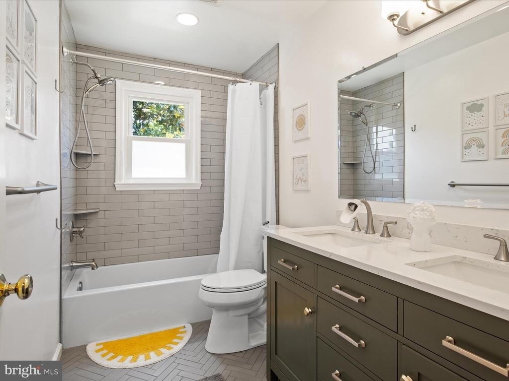 2606 N Quincy Street - Photo 37