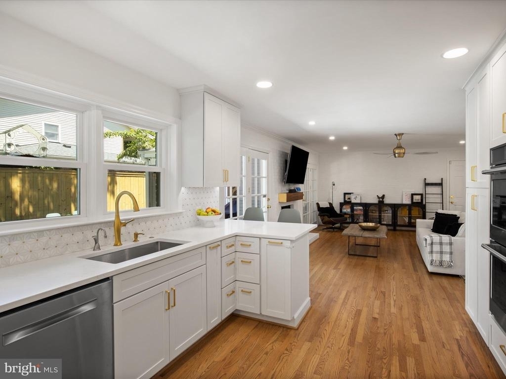 2606 N Quincy Street - Photo 19