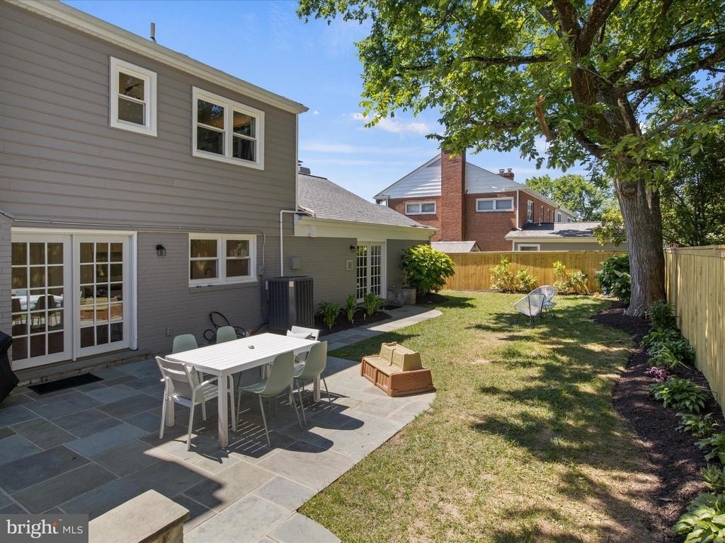 2606 N Quincy Street - Photo 47