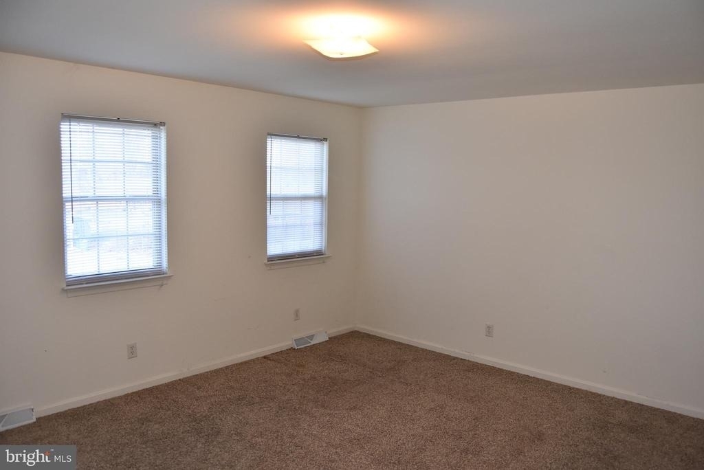 11 N Fifth Street - Photo 5
