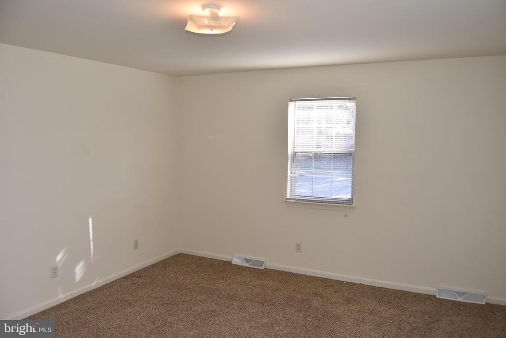 11 N Fifth Street - Photo 2
