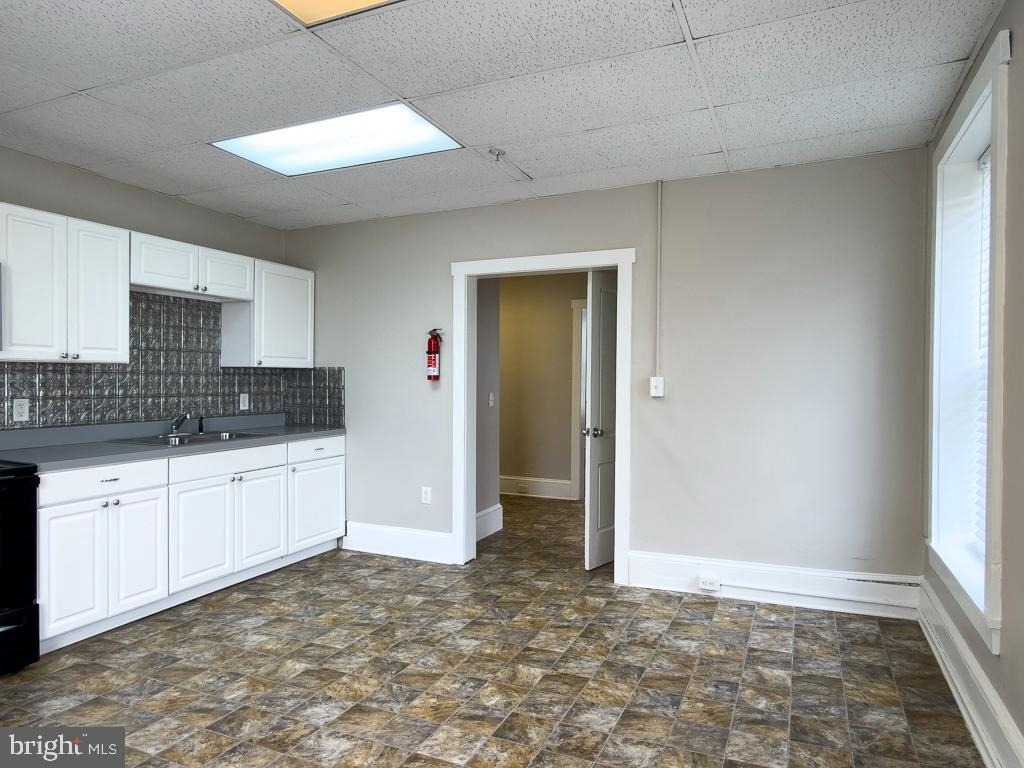 100 S Front Street - Photo 1