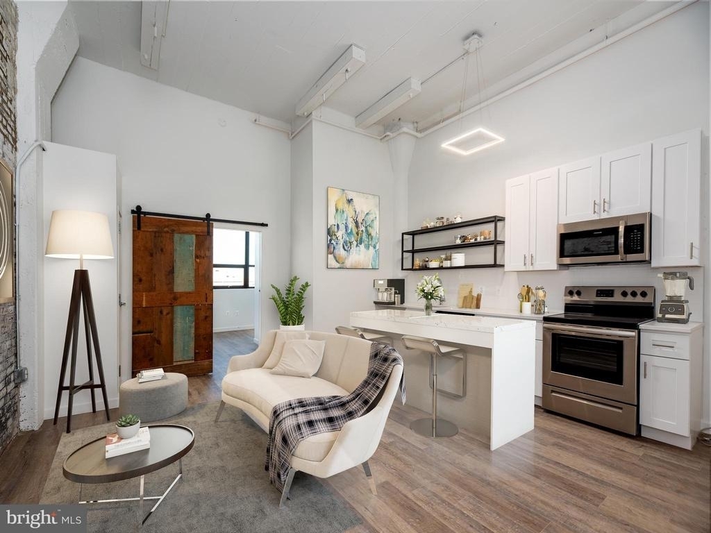 1201 Jackson Street - Photo 3