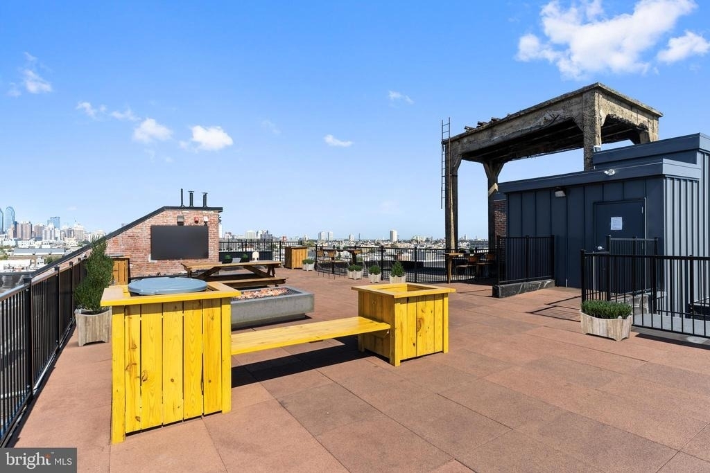 1201 Jackson Street - Photo 8