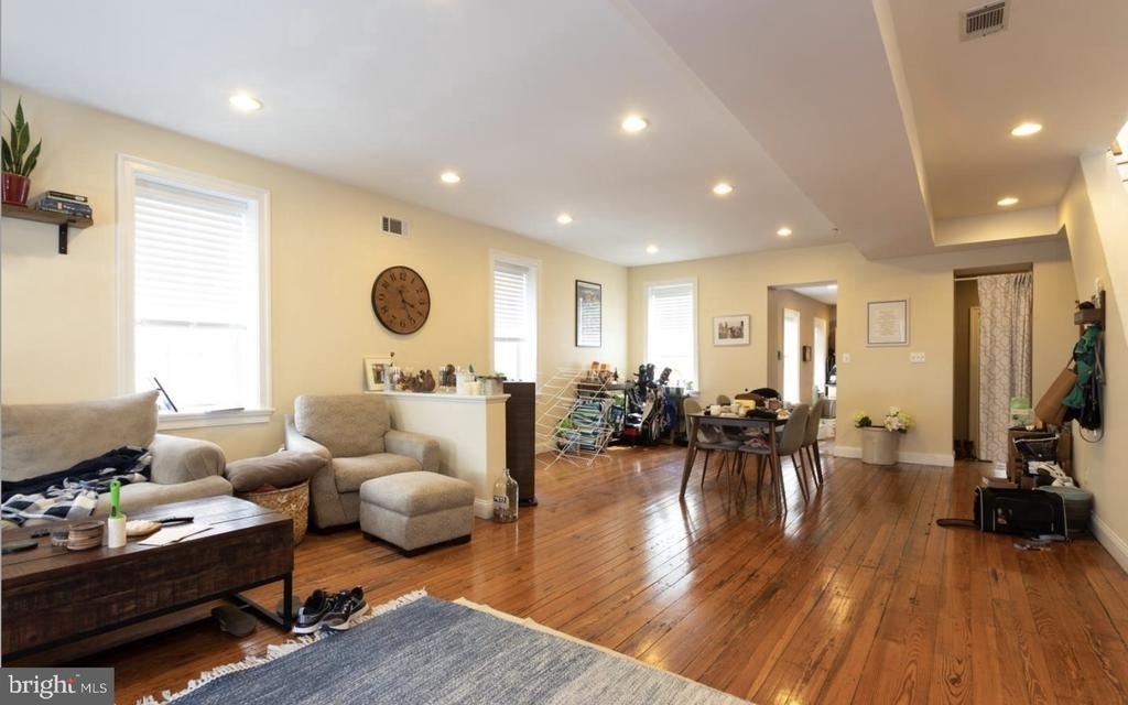 3862 Terrace Street - Photo 2