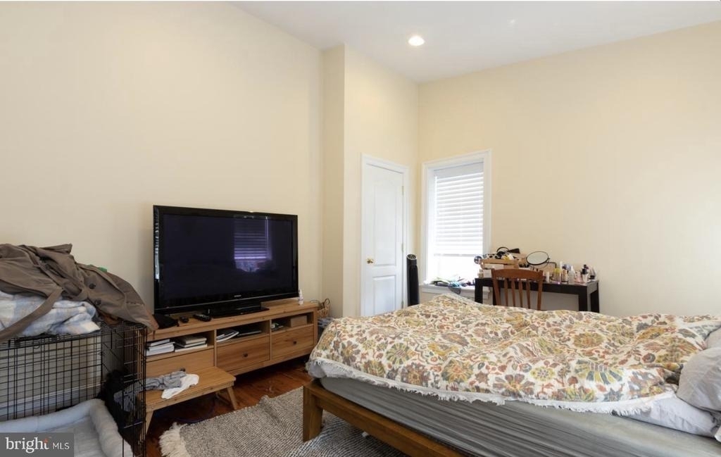 3862 Terrace Street - Photo 3