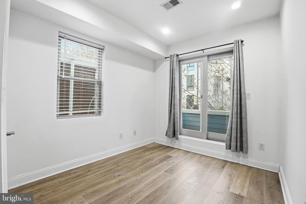 1807 Wylie Street - Photo 11