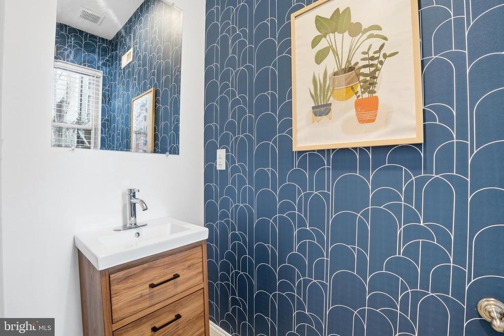 1807 Wylie Street - Photo 9