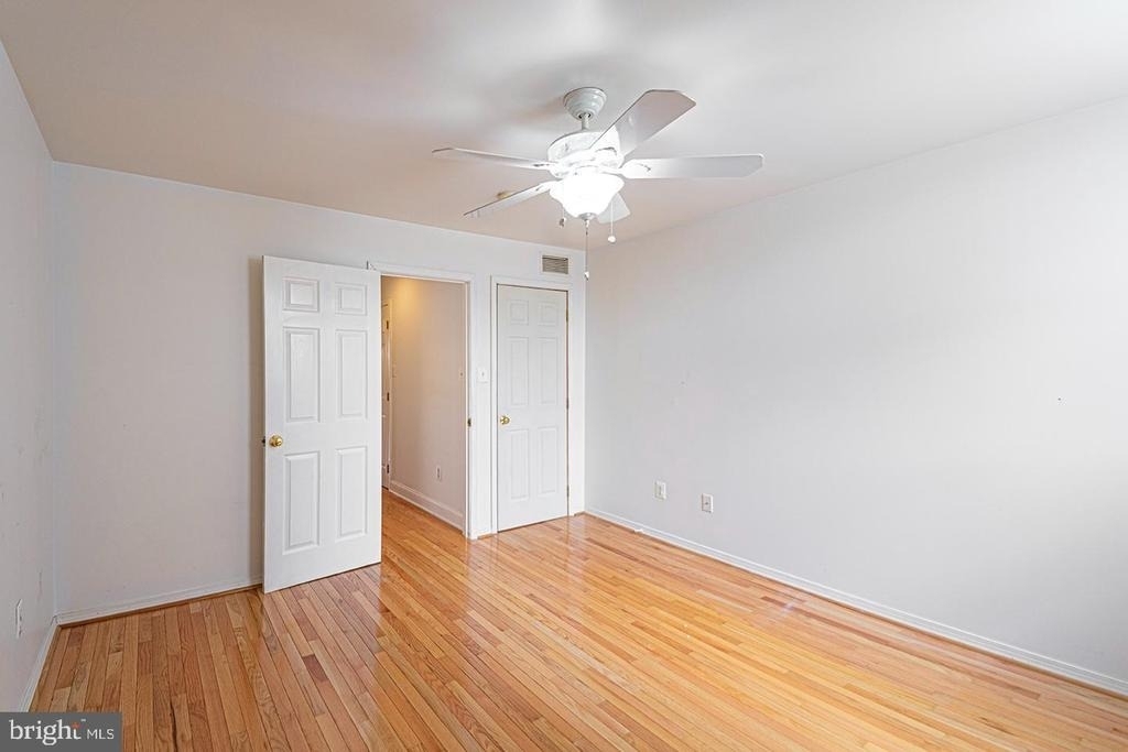1635 E Passyunk Avenue - Photo 11